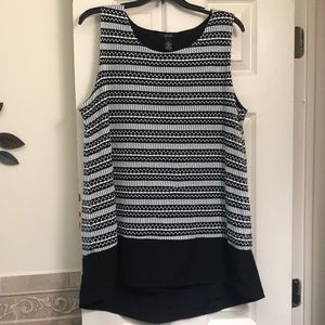 Alfani high low sleeveless top.